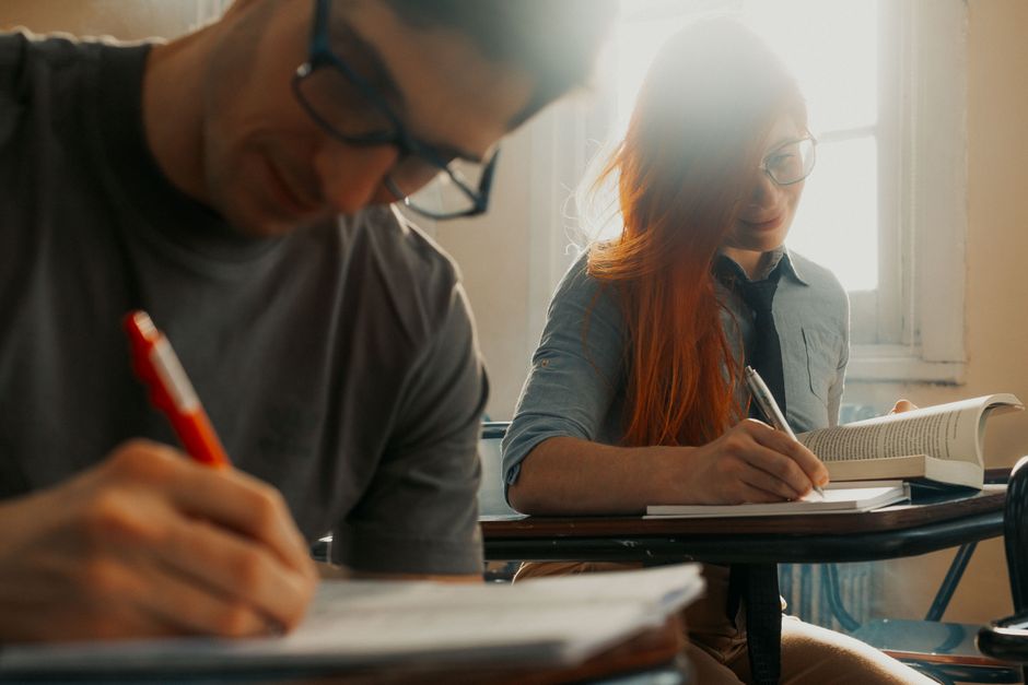 Học lại một môn rớt ở năm hai: tôi ngồi bóc lại từng khoản để kịp tốt nghiệp