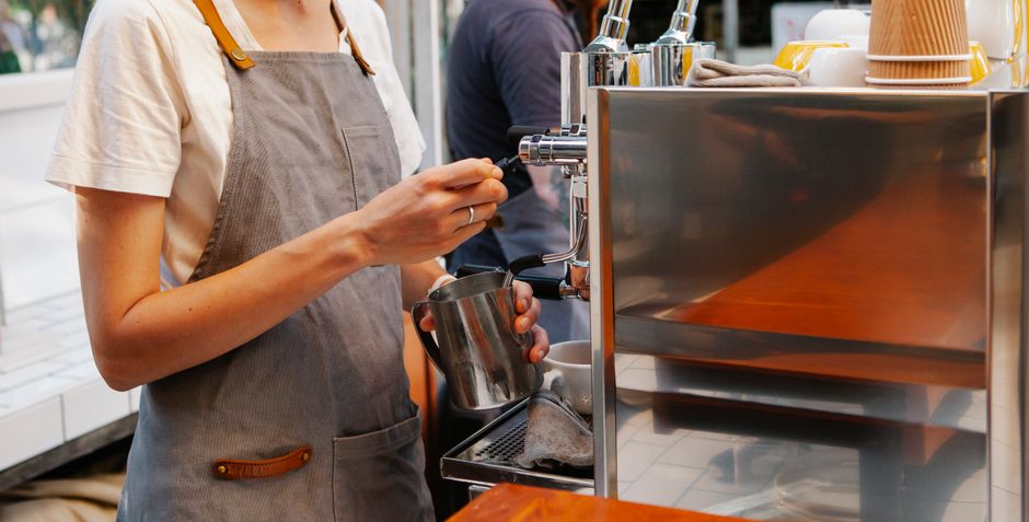 Gia sư tiểu học 100k/buổi: ngày phụ huynh đưa tôi tờ hợp đồng