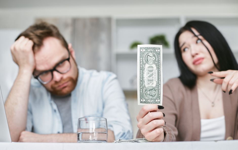 Ghi chép tiền điện nước phòng trọ sinh viên cho minh bạch