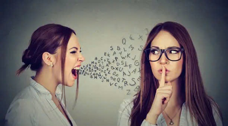 Một số người cho hay đã ngã ngửa, sốc khi chơi với đồng nghiệp hết mình, bỗng một ngày bị chơi lại hết hồn - Ảnh minh họa: UNPLASH